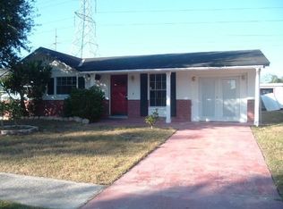 8514 Gold Ridge Cir, Tampa, FL 33619