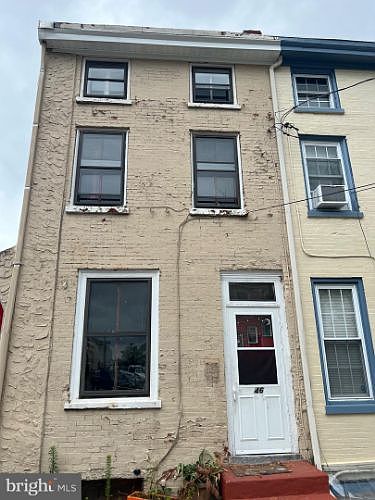 1st image of 46 E Union St