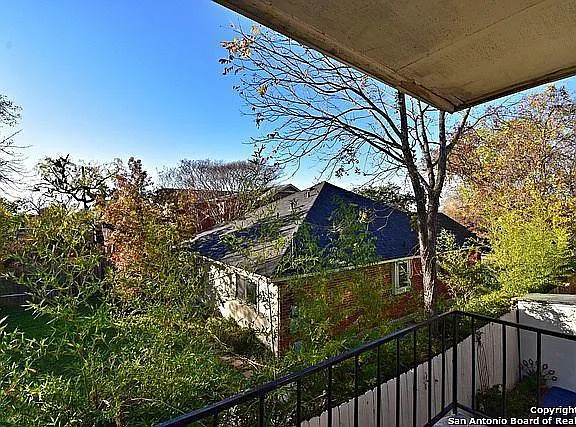 168 Barilla Pl — Photo 4