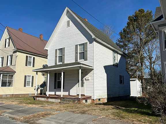 2nd image of 413 Walnut St