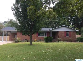 907 Betty St SW, Decatur, AL 35601