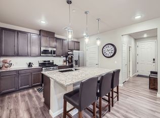 6153 N Ceylon St BUILDING 2-202, Denver, CO 80249