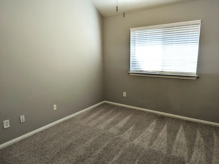 4200 Tiffany Dr — Photo 27
