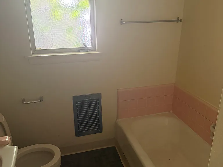 918 W Huntington Dr #C — Photo 7