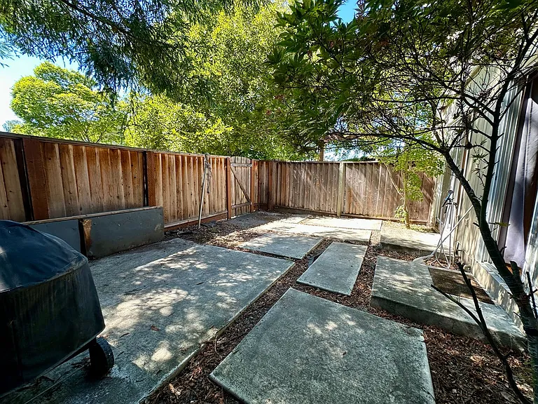 454 Poppy Pl — Photo 7