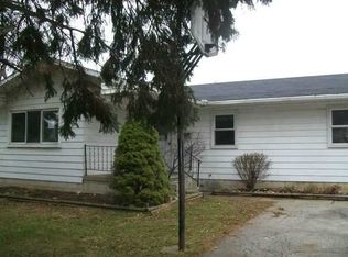 2307 Ruthdale Ave, Oregon, OH 43605