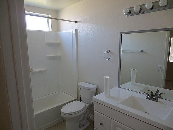 4th image of 2595 Plaza Serena Dr