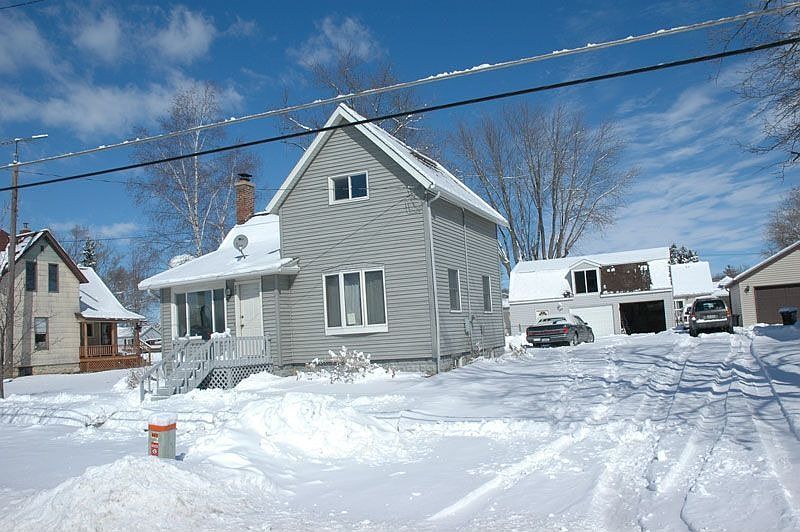 Home & Large Garage