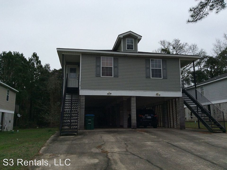 1st image of 910 Parkview Pl #A
