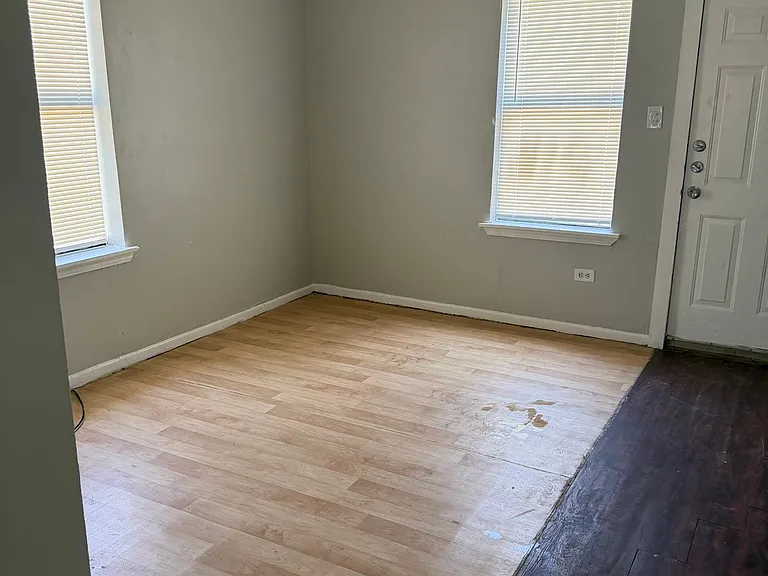 1003 N 24th St — Photo 3