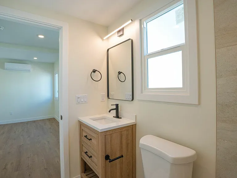 1038 S Westmoreland Ave #1 — Photo 13