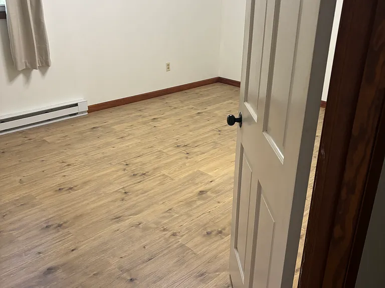 221 Zenith Rd — Photo 6