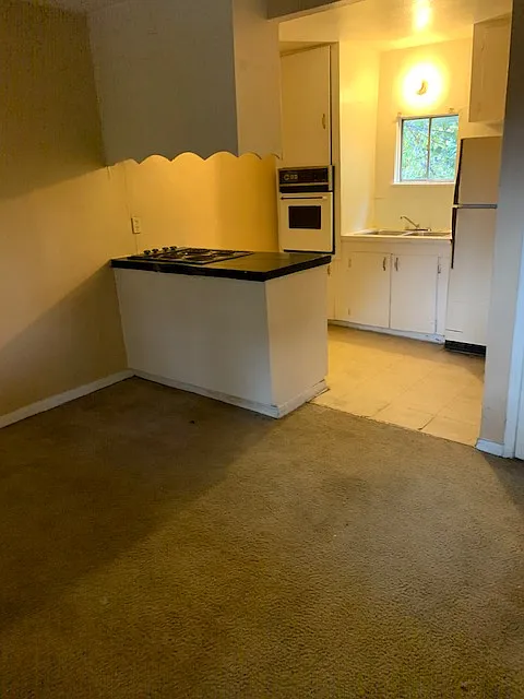 2 bed, 1.5 bath, 600 sqft, $750 — Photo 4