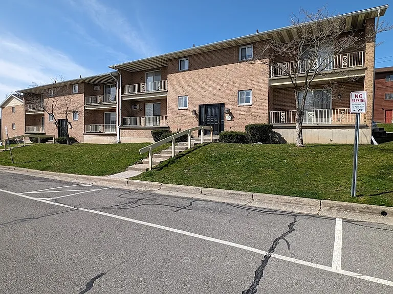 Squire Colony Apartments — Photo 1