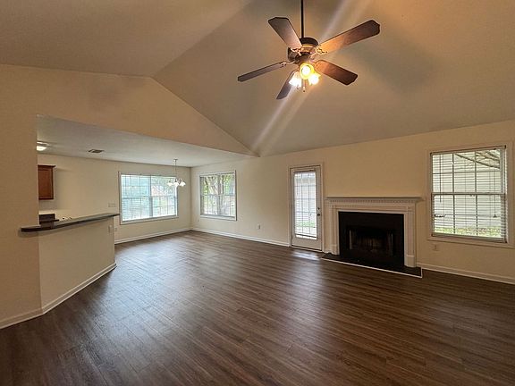 2nd image of 100 Pine Bark Ln