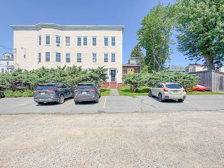57 Saint Lawrence St #3 — Photo 44