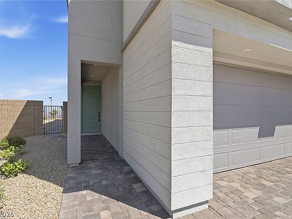 5th image of 1608 Pacific Baza St