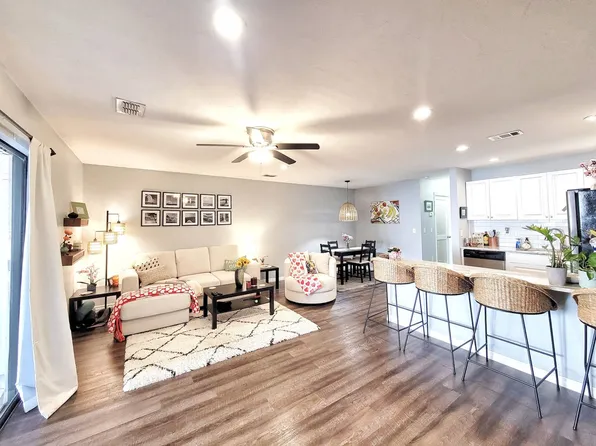2830 SW 14th Dr, Gainesville, FL 32608