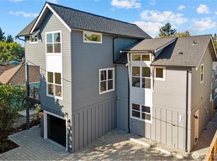 7350 22nd Ave NW #B, Seattle, WA 98117