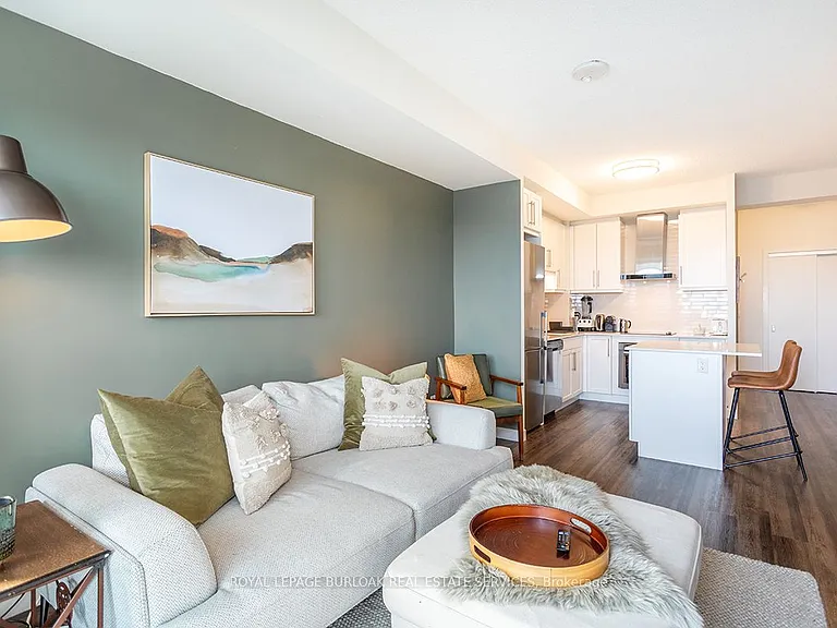 2093 Fairview St #1405 — Photo 14