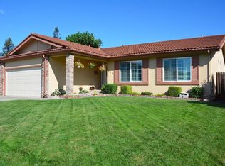 849 Pinewood Ct, Petaluma, CA