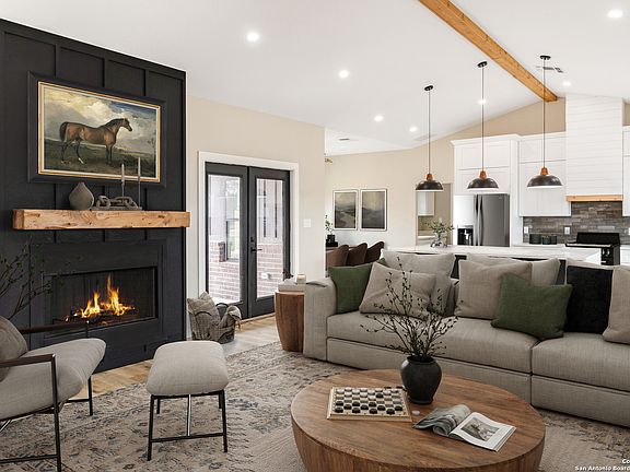 4th image of 162 W Magnolia Circle