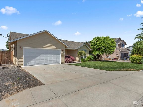 2nd image of 340 Manowar Lane