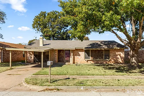 216 Dirks Dr Photo 1
