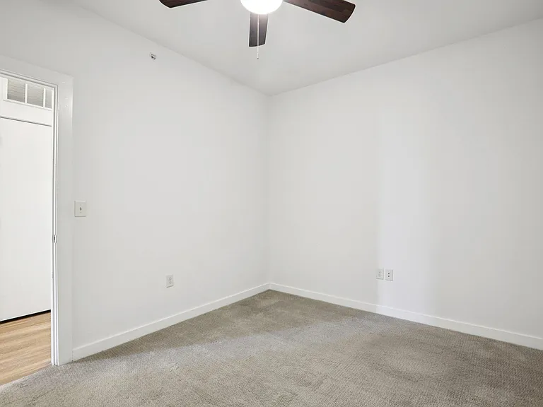 1900 Barton Springs Rd #5031 — Photo 24