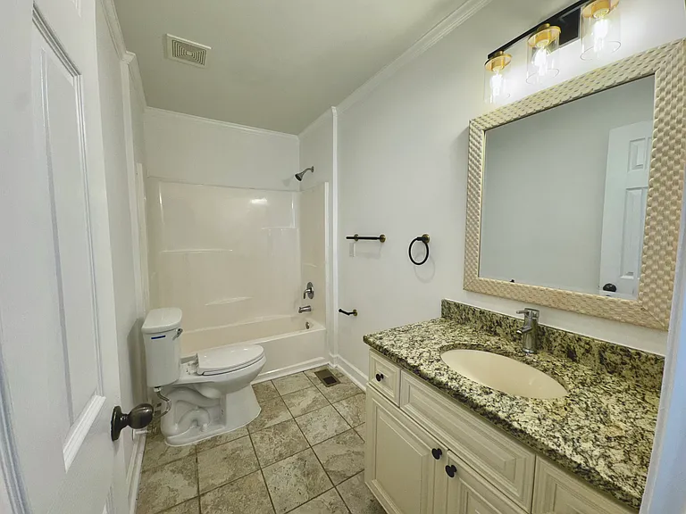 313 N Rose Ave — Photo 11