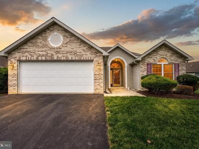 61 Longwood Dr, Mechanicsburg, PA, 17050
