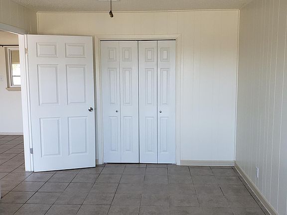 5th image of 5601 Arrowhead Dr