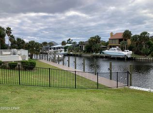 363 Wahoo Rd, Panama City Beach, FL 32408