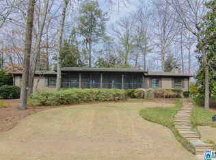 3700 Dunbarton Dr, Mountain Brook, AL 35223