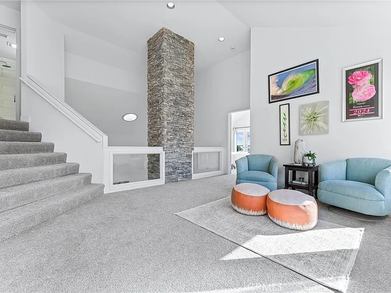 85 Palm Beach Ct — Photo 25