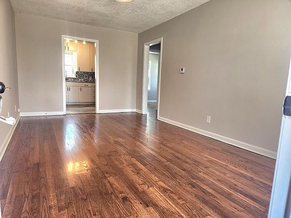 5th image of 4218 N Jackson Ave