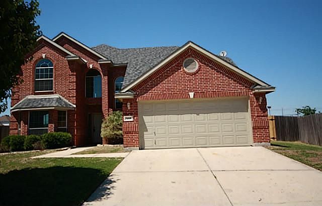 1st image of 5109 Roundtree Ct