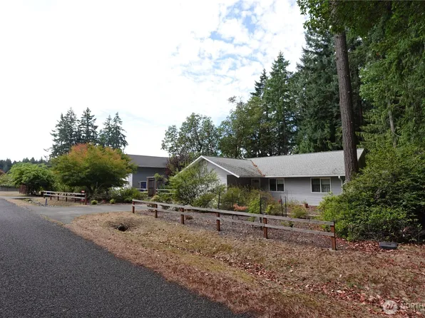 12606 Silver Drive, Anderson Island, WA 98303