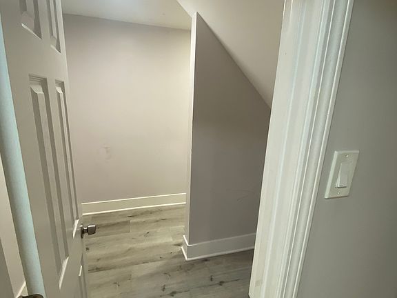 3rd image of 4742 N Kewanee Ave #Basement