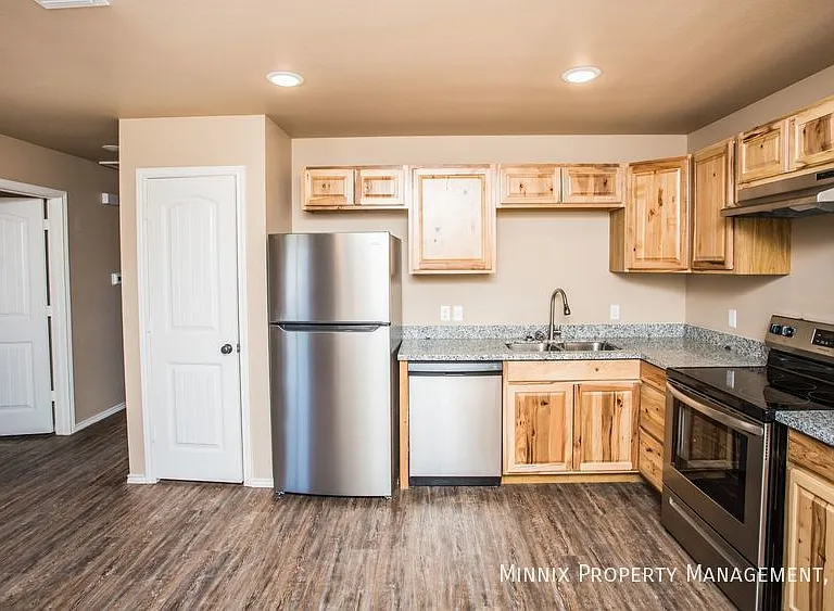 2602 N Avenue P — Photo 26