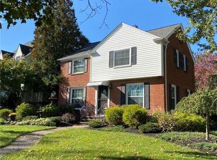 4654 Landchester Rd, Cleveland, OH 44109