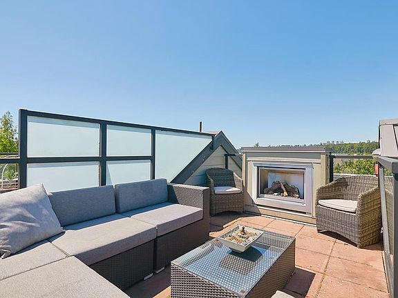 2nd image of 230 Salter St #2