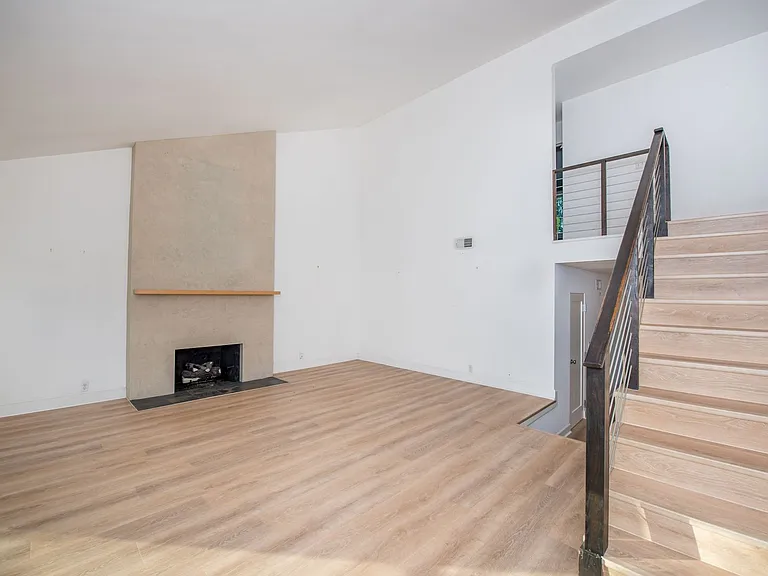 9941 Hot Springs Dr — Photo 7