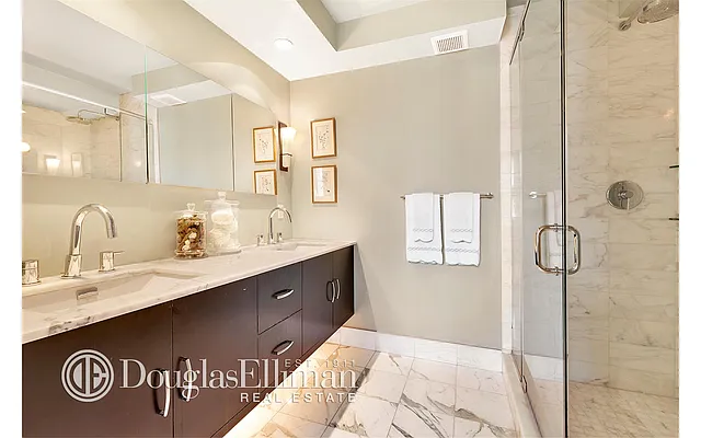 Sold by Douglas Elliman | media 8