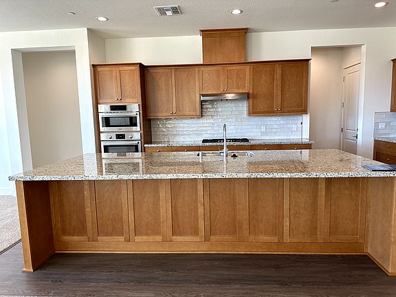 5th image of 864 Southland Rd