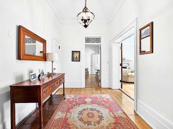 5th image of 41 Central Park N #1A