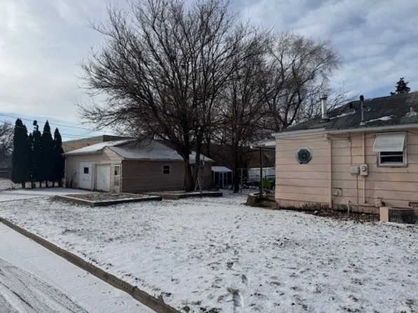 1317 E 12th St, Sioux Falls, SD 57103