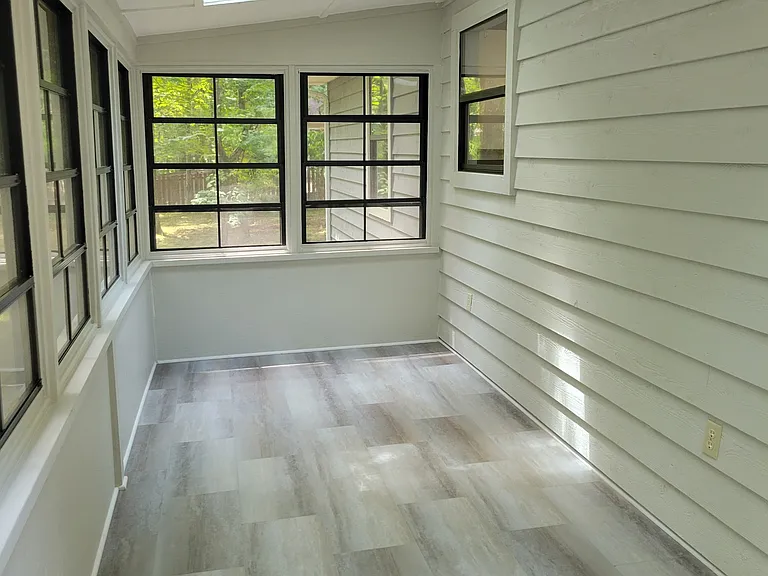 111 Devon Rd — Photo 18