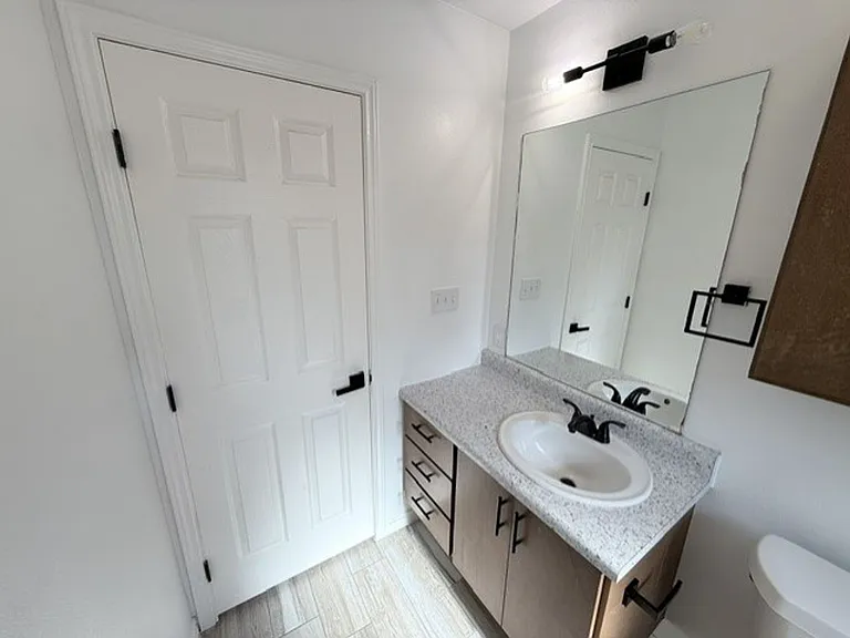 2717 N Arkansas Ave — Photo 14