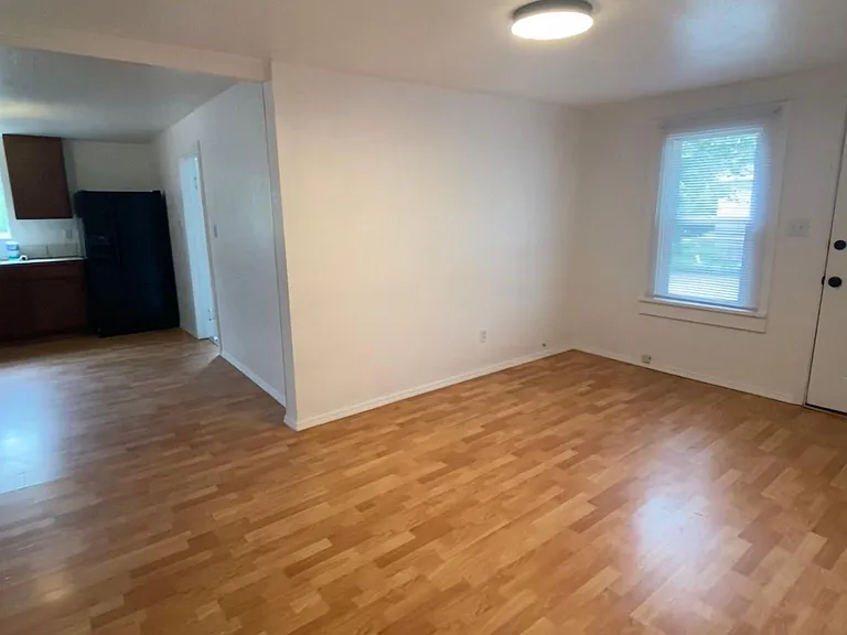 211 Butte St — Photo 5